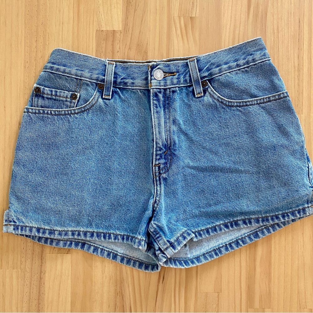 Levi’s Vintage Denim Shorts Size 7